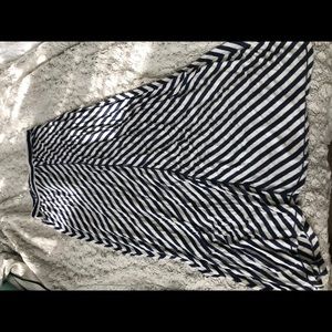 Striped maxy skirt